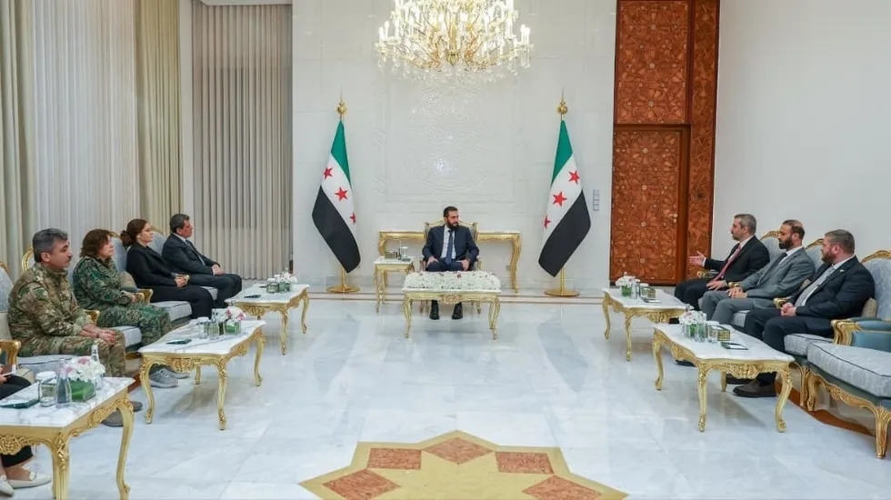 SDG/YPG elebaşısı Mazlum Abdi, örgütün feshedildiğini açıkladı. (Foto: İHA)