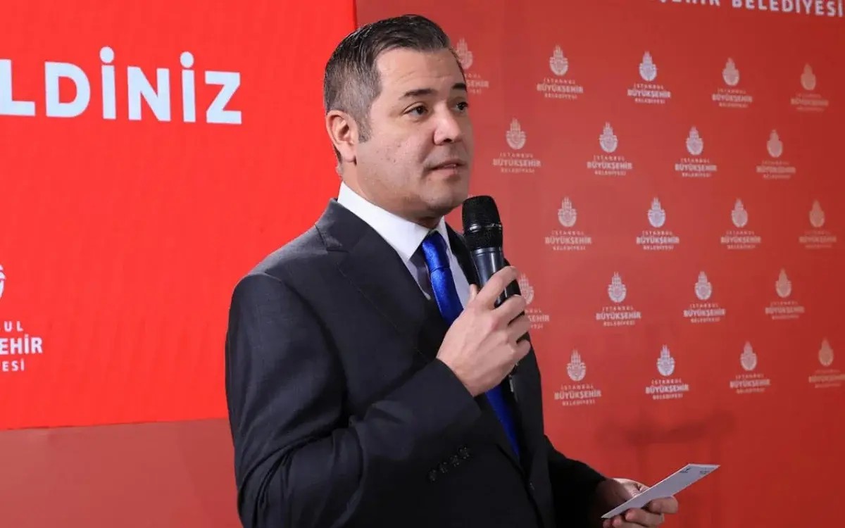 Muhittin Palazoğlu, İBB davasında reklam sektörüne yönelik baskıyı ve reklam panolarının bir gecede indirilmesini anlattı