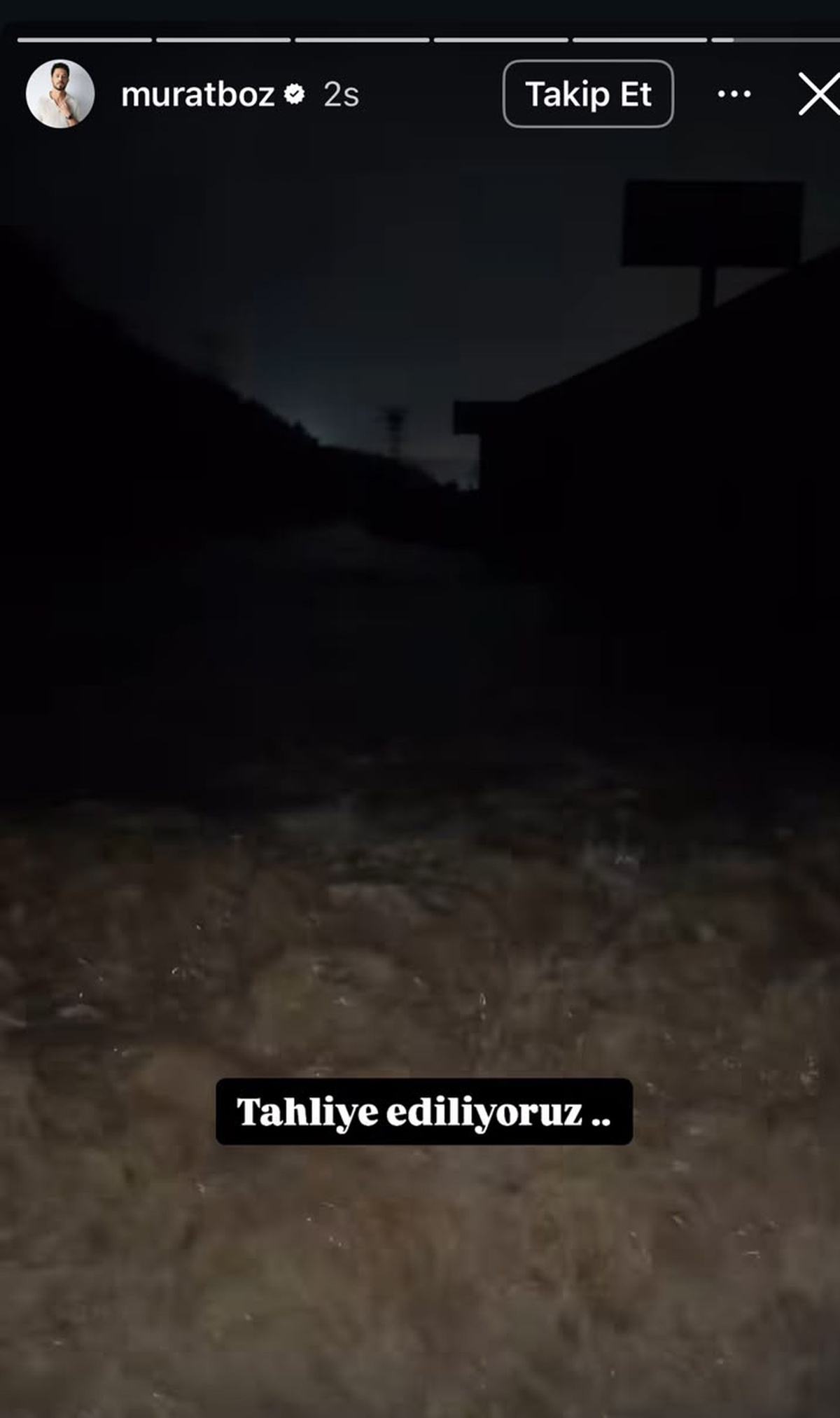 Sağanakta mahsur kalan Murat Boz ve Demet Özdemir botla kurtarıldı - 5