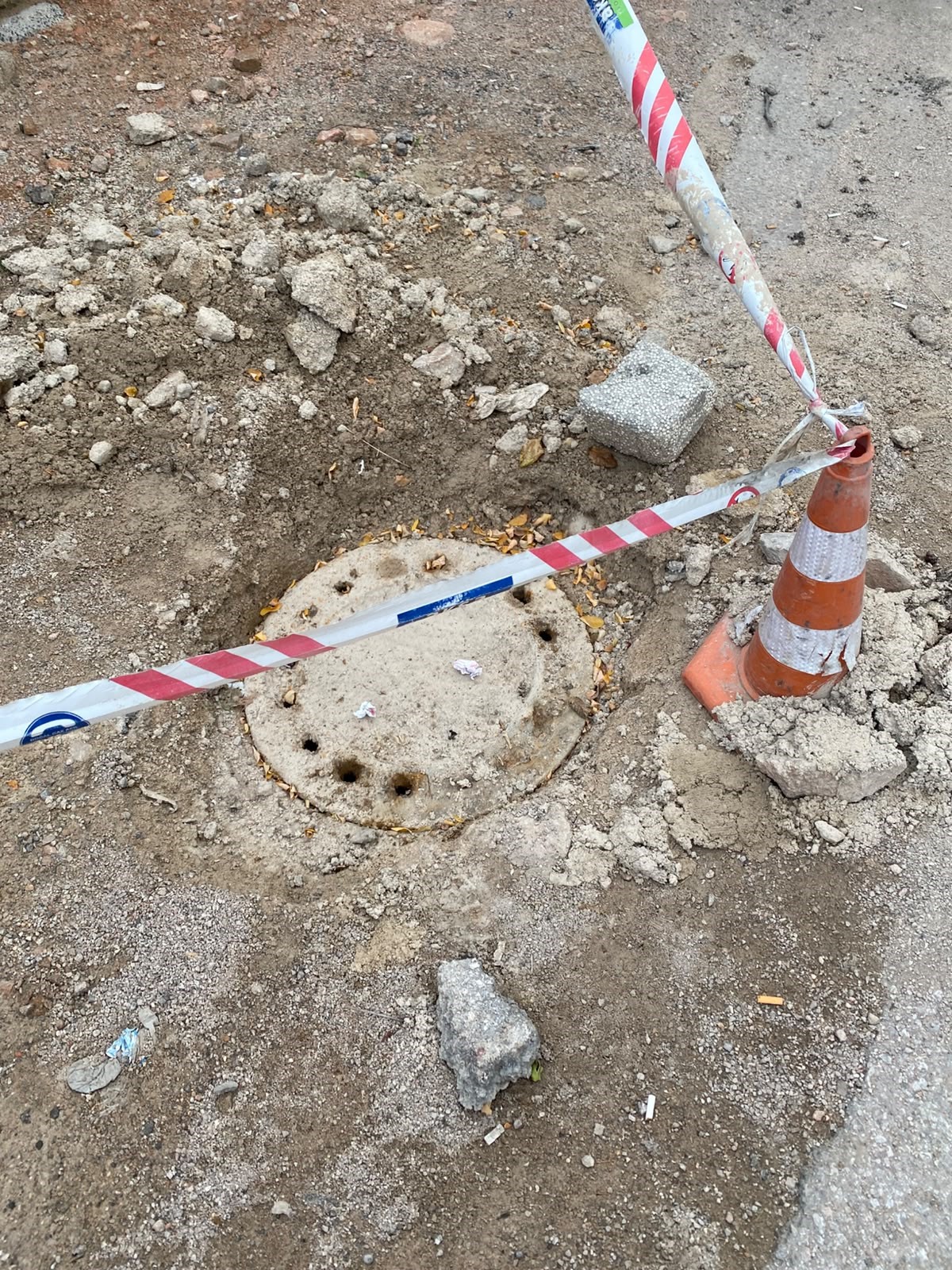 Gümüşhane’de kanalizasyondan çıkan gaz paniğe neden oldu | Fotoğraf: İHA