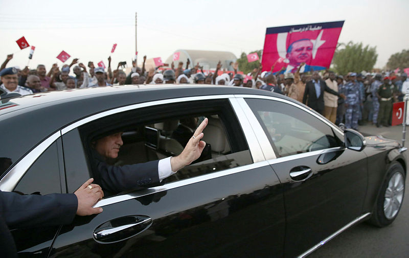 Cumhurbaşkanı Erdoğan’a Suda’da sevgi seli