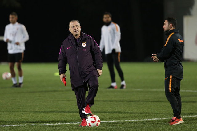 Transferde Terim’e tam yetki verildi