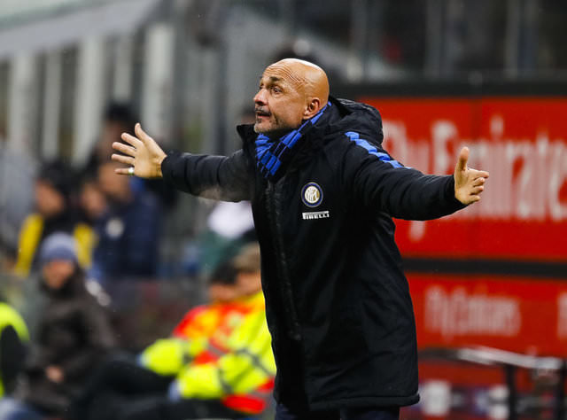 Transferde Terim’e tam yetki verildi