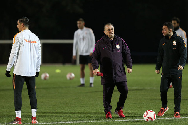 Transferde Terim’e tam yetki verildi