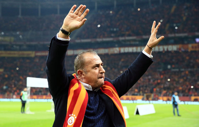 Transferde Terim’e tam yetki verildi
