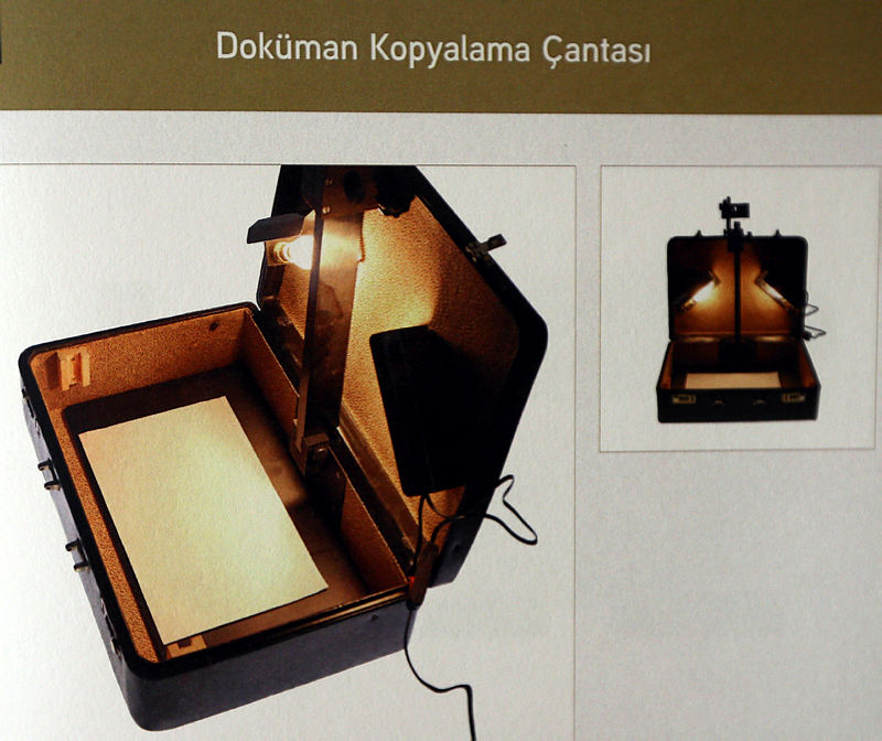 MİT, 90 yılını hazırladığı kitapçıkla anlattı