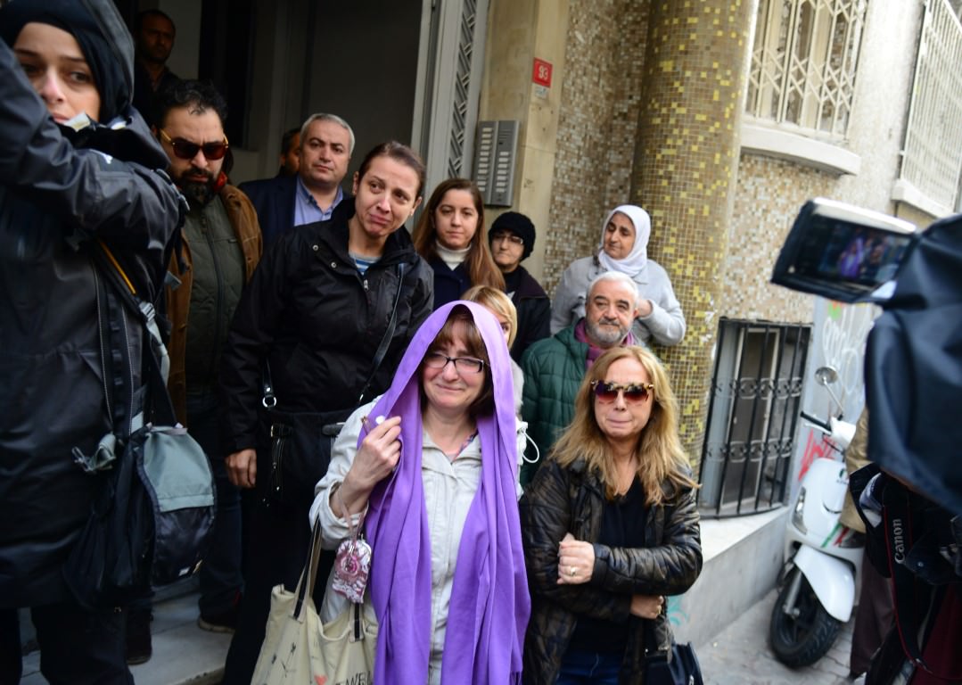 Vefat eden Münir Özkul evinden alınarak morga götürüldü