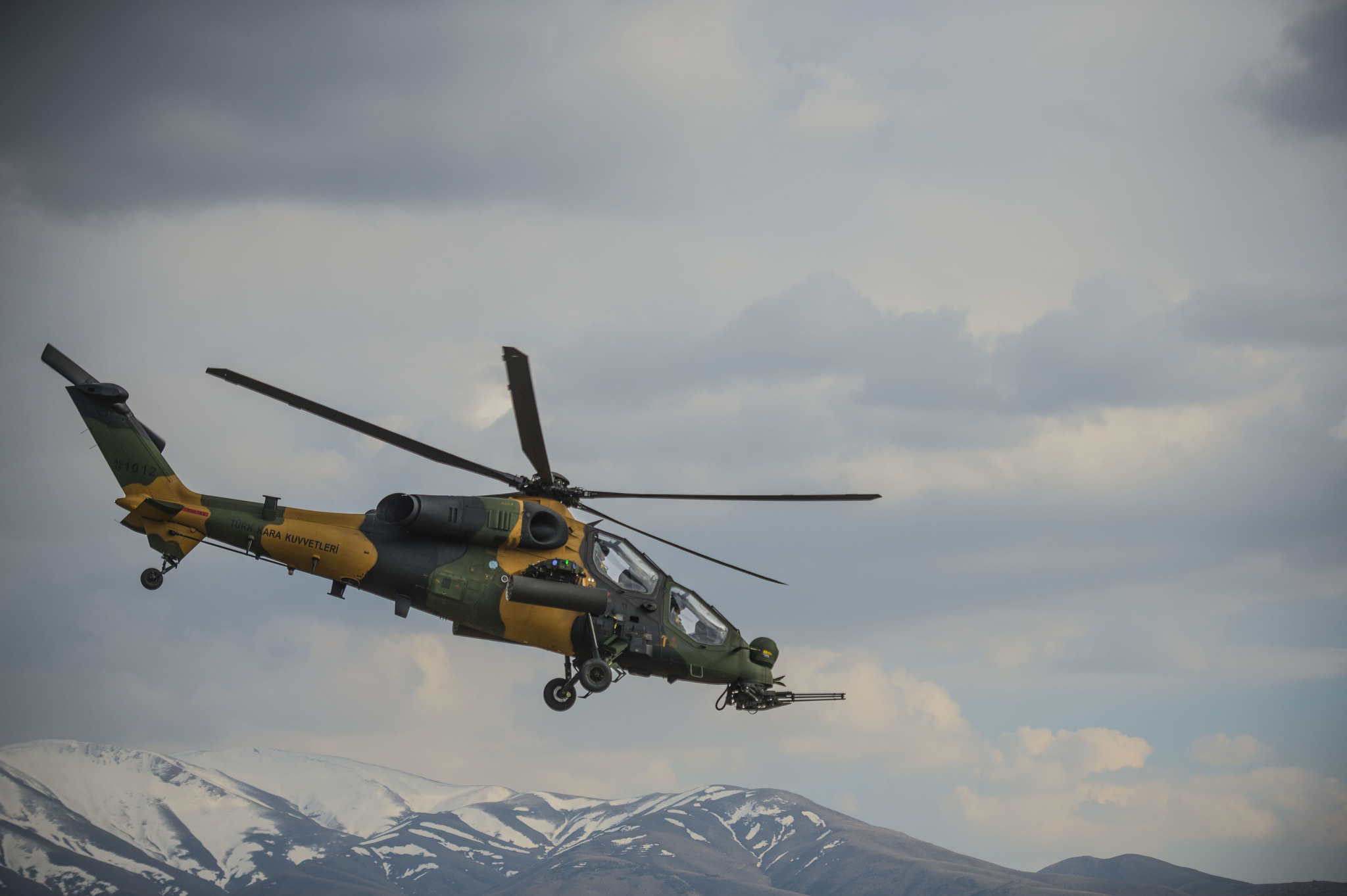 ATAK’lar yerli üretim Cirit’le Afrin’deki hedefleri vurdu