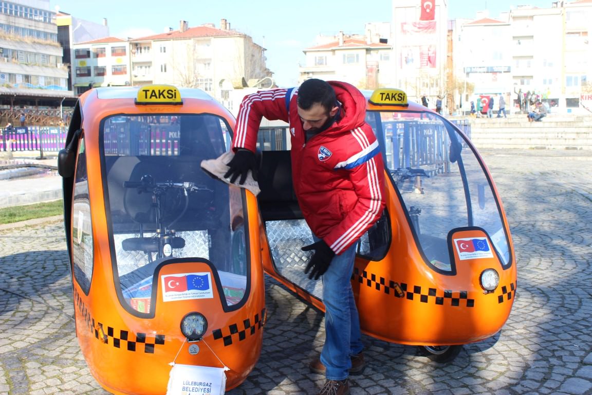 Türkiye’de bir ilk: Elektrikli bisiklet taksi