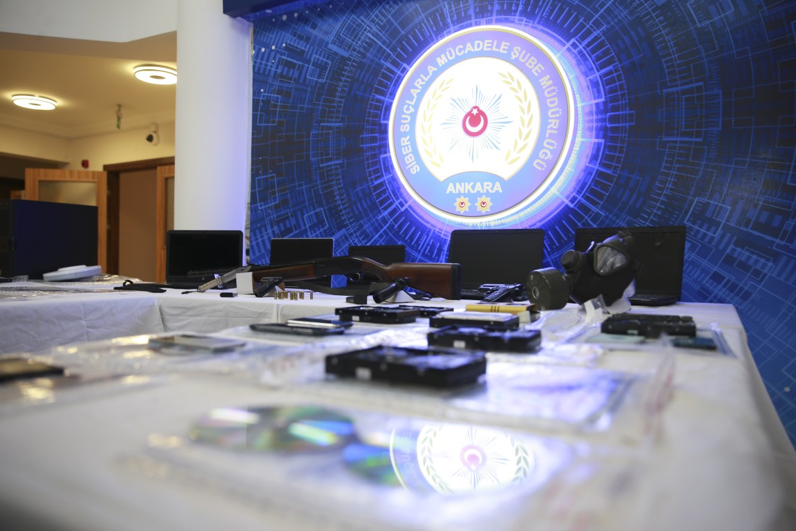 Ankara’da sanal hırsızlara operasyon: 50 milyon kişinin bilgilerini para karşılığı satmışlar!