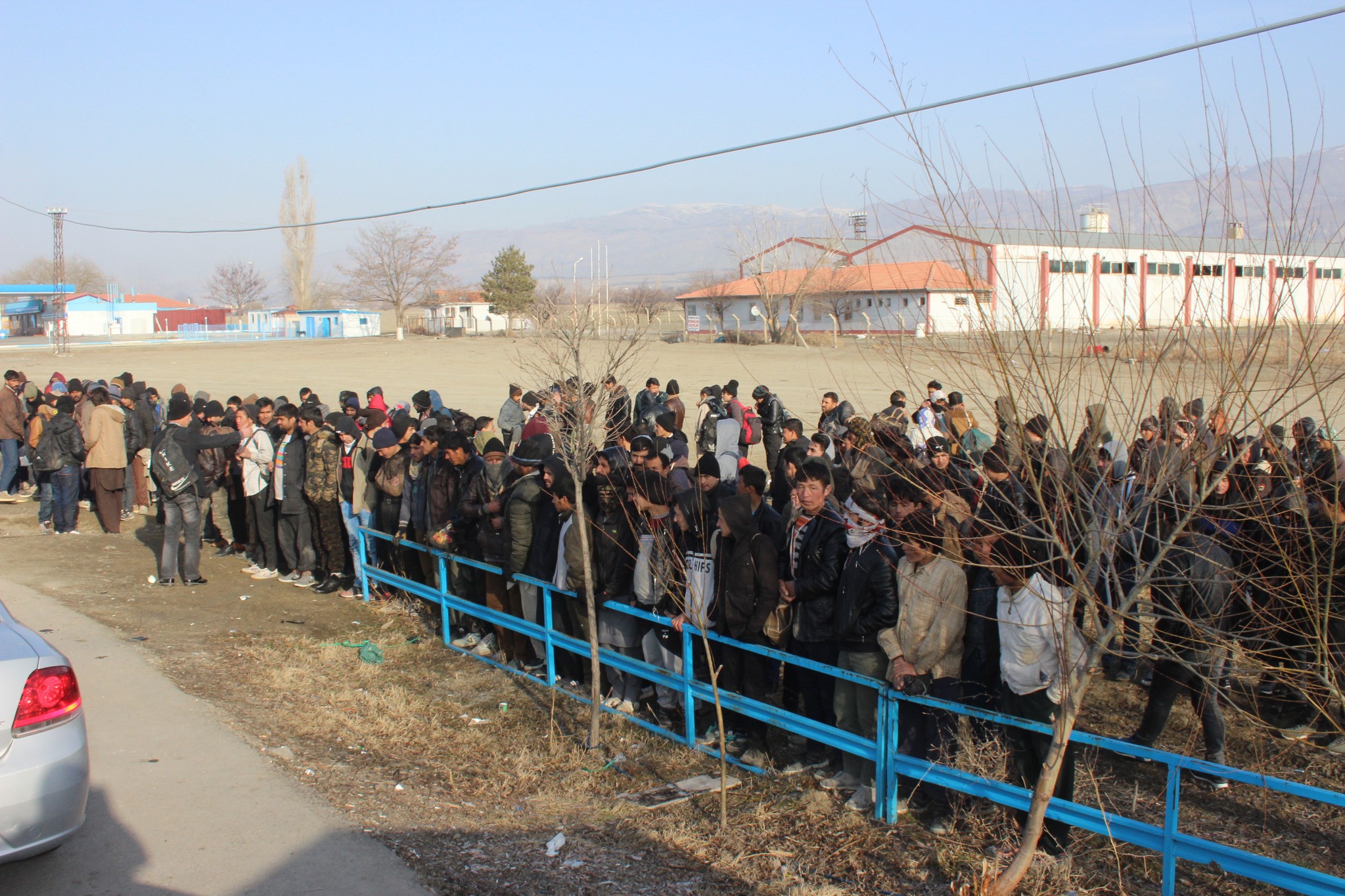 Erzincan’da kamyon kasasında 178 kaçak göçmen yakalandı