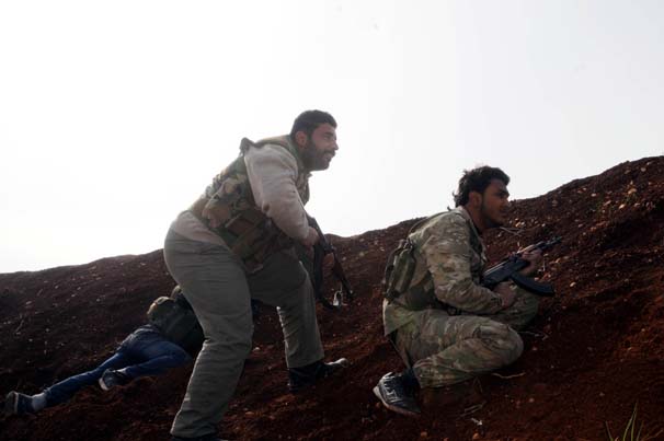 Azez- Afrin sınırında YPG ile ÖSO arasında çatışma