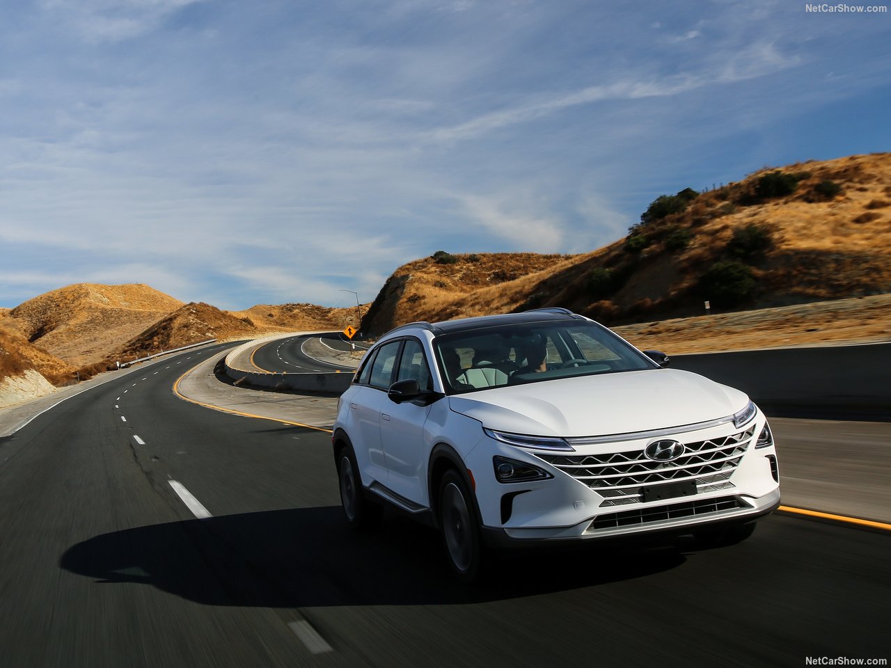Hyundai NEXO dünyada bir ilke imza atarak kendi kendine 190 km yol katetti