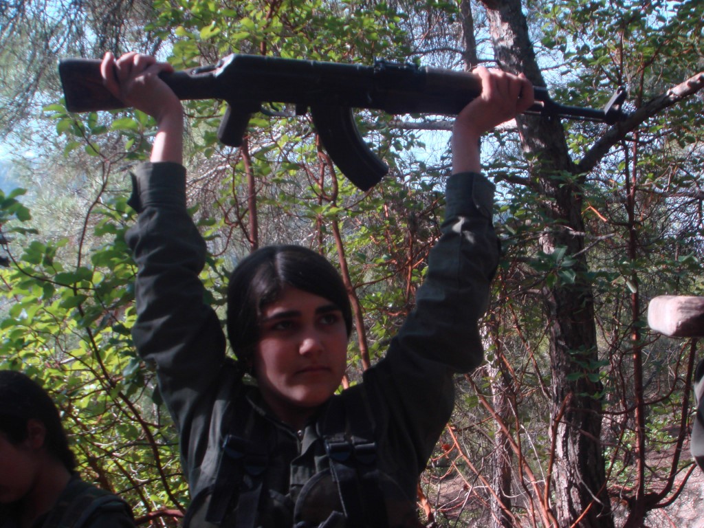 Hafıza kartlarından YPG/PKK’nın çocuk savaşçıları çıktı
