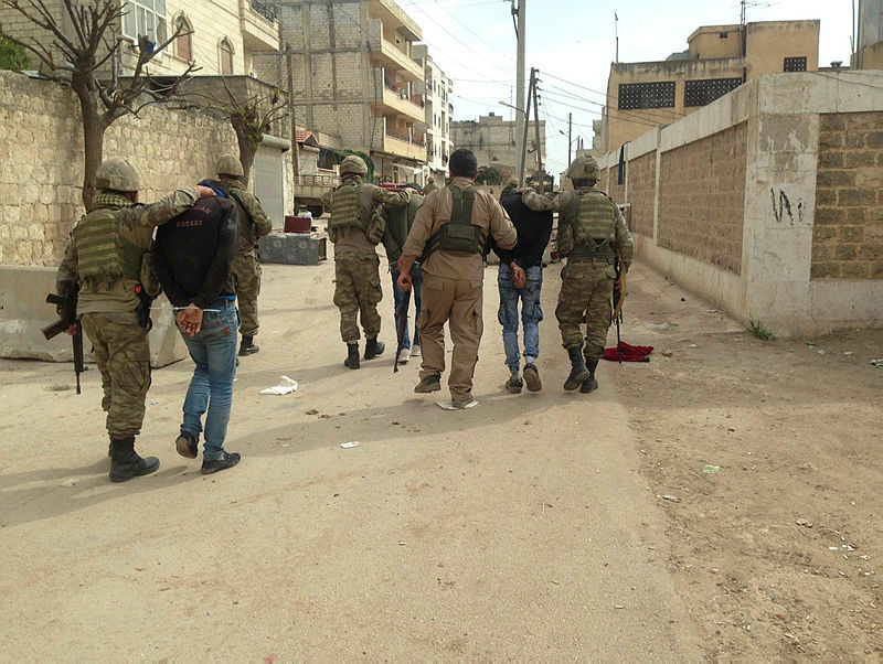 Afrin’i 5 saatte teröristlerden temizlediler