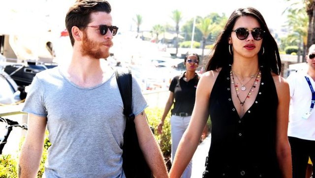 Adriana Lima aileye girdi