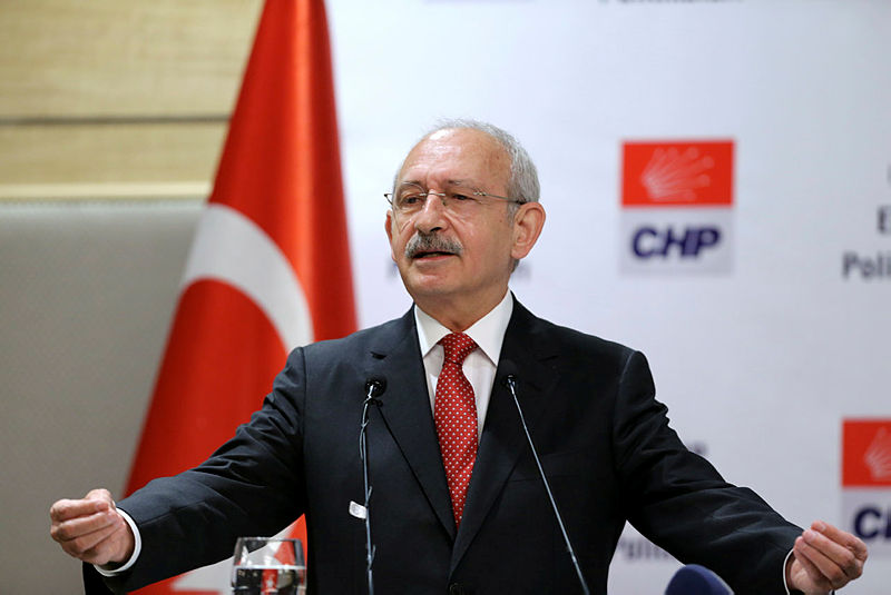 CHP’de vekillere konuşma yasağı