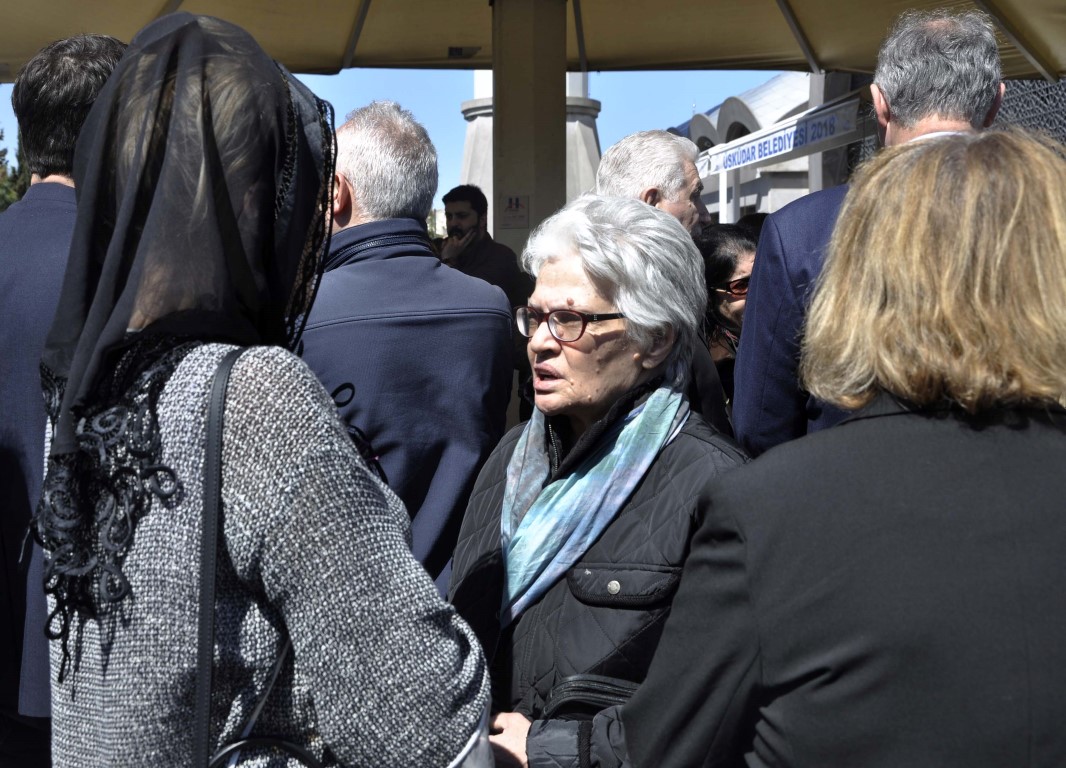 Usta oyuncu Dursun Ali Sarıoğlu son yolculuğuna uğurlandı