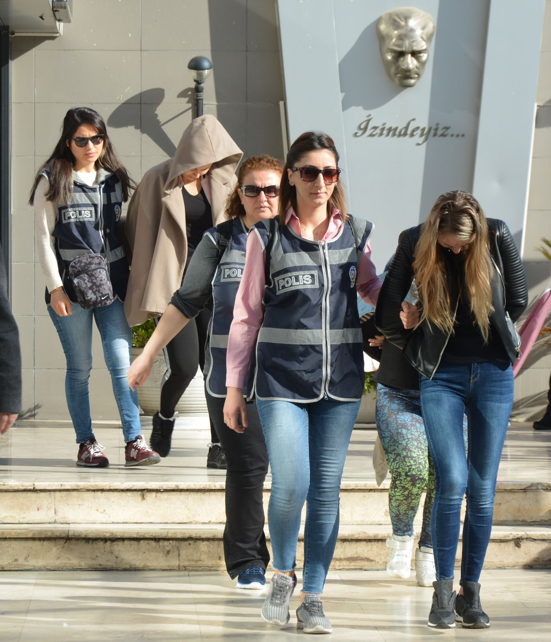 Fuhuş şebekesinin şifreleri: Civciv, yılbaşı, gizemli geceler...