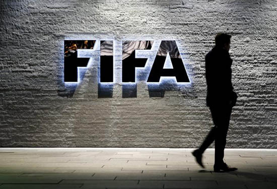 FIFA kiralık transferi yasaklıyor