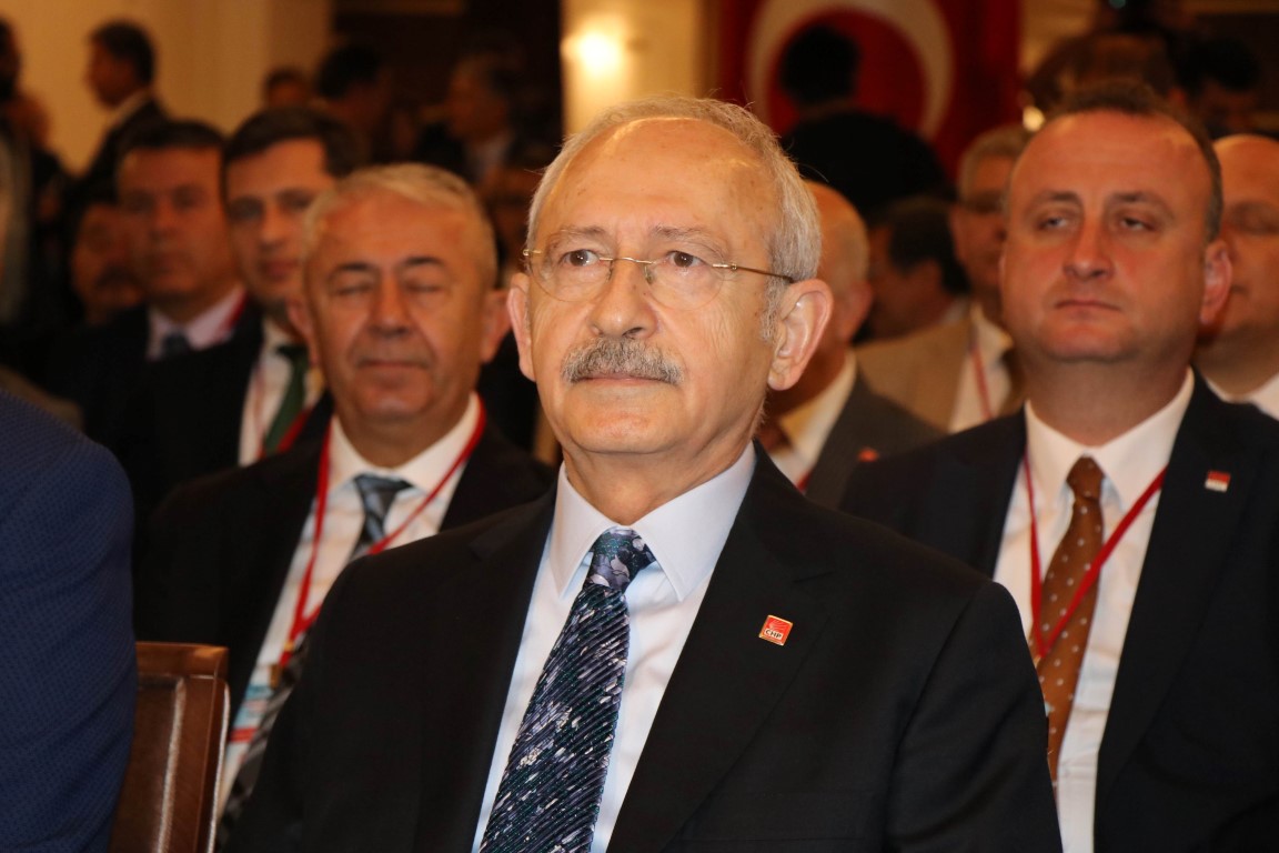 Kılıçdaroğlu’nu çıldırtan anket