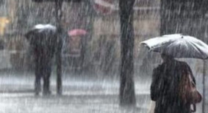 İstanbul’da şiddetli yağış ve sis etkili oluyor