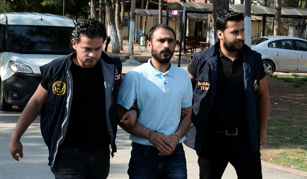 DEAŞ’ın füzecisi Adana’da atık kağıt toplarken yakalandı