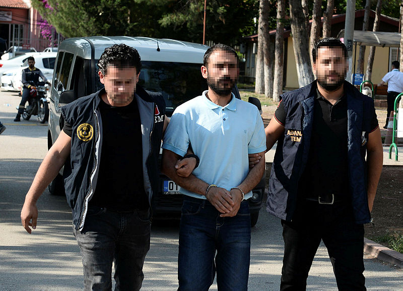 DEAŞ’ın füzecisi Adana’da atık kağıt toplarken yakalandı