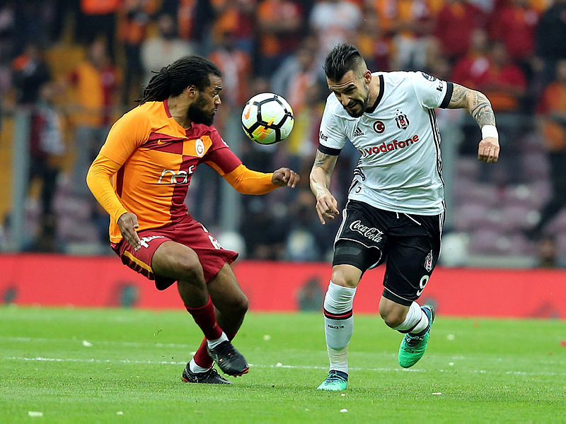 Galatasaray’dan ayrılan iflah olmuyor