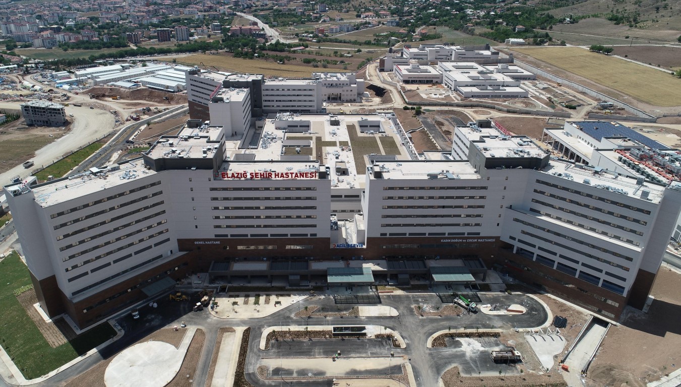 Cumhurbaşkanı Erdoğan’ın Hayalim dediği Elazığ Şehir Hastanesinde son rötuşlar!