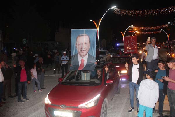 Bayburt’ta Cumhurbaşkanı Erdoğan’a rekor oy sevinci