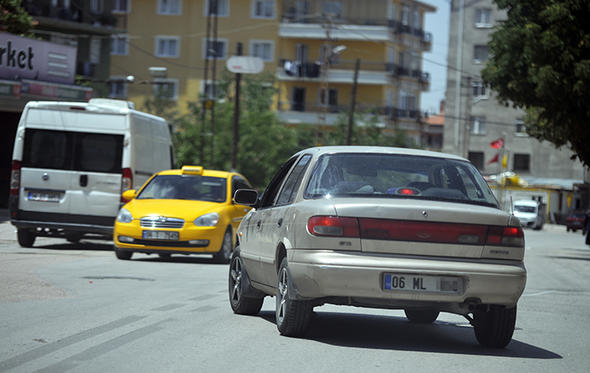 Ankaralı taksicilerden korsan taksi isyanı