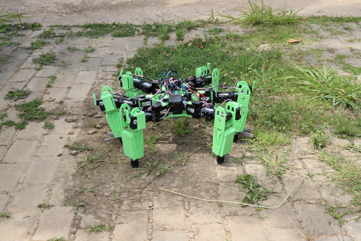 Askeri operasyonlar için örümcek robot geliştirdiler