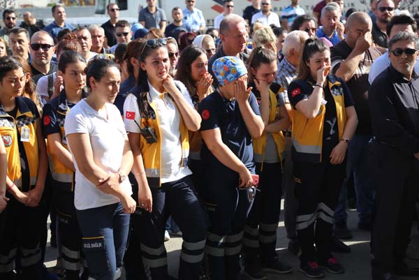 Kazada ağır yaralanan 112 çalışanı Tuğba kurtarılamadı