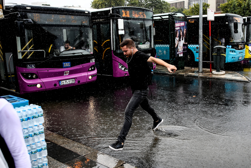 Meteoroloji’den son dakika uyarısı! İstanbul ve Ankara için o saate dikkat çekti