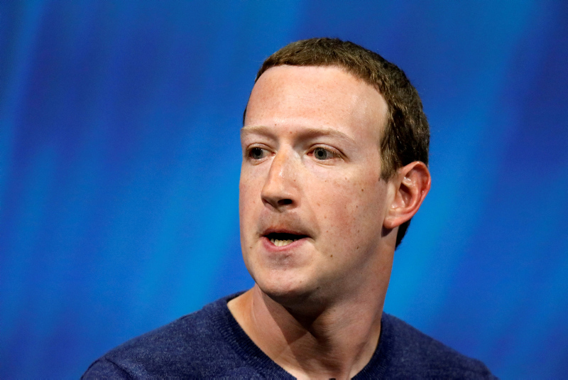 Facebook hisseleri 122 milyar dolar değer kaybetti
