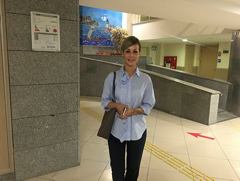 Ceylan Özgül, Adnan Oktar’ın kardeşi Kenan Oktar’dan şikayetçi oldu
