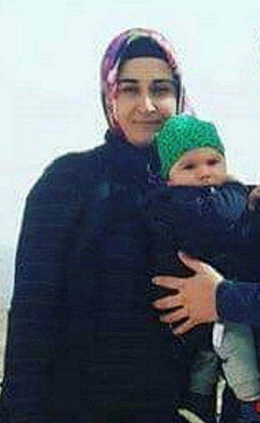 Hakkari’de PKK’lı teröristlerin asker eşi ve bebeğine hain saldırısısında kahreden detay!