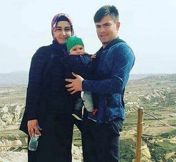 Hakkari’de PKK’lı teröristlerin asker eşi ve bebeğine hain saldırısısında kahreden detay!