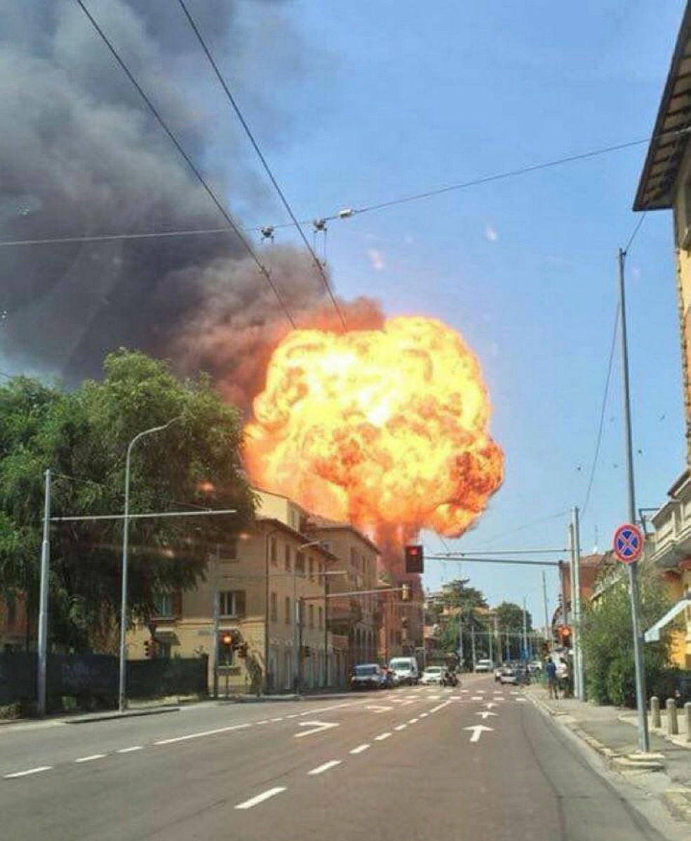 İtalya’nın Bologna kentinde patlama