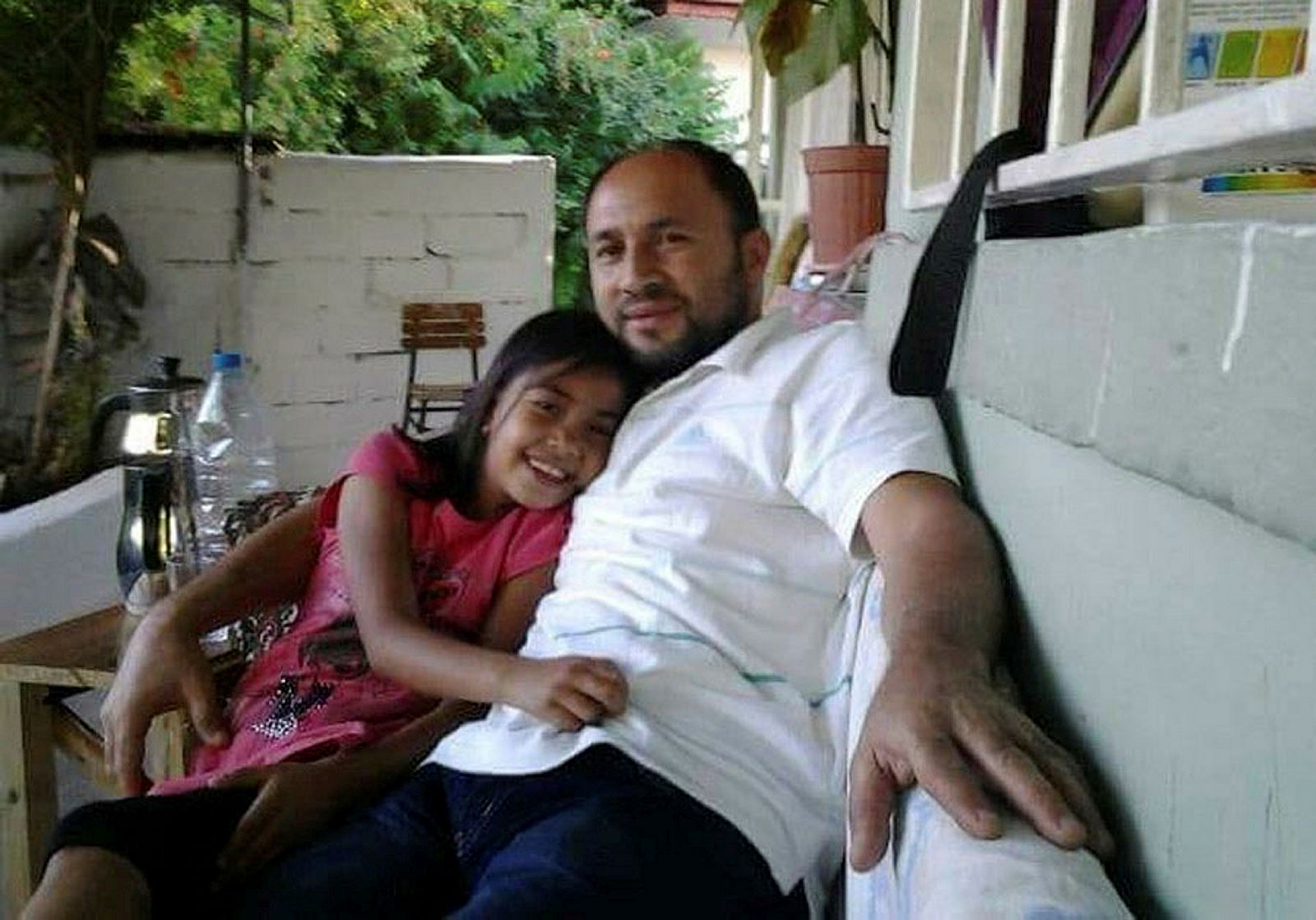 Denizli’de vahşet: Eşi ve 13 yaşındaki kızını boğarak öldürdü! İntihar etti