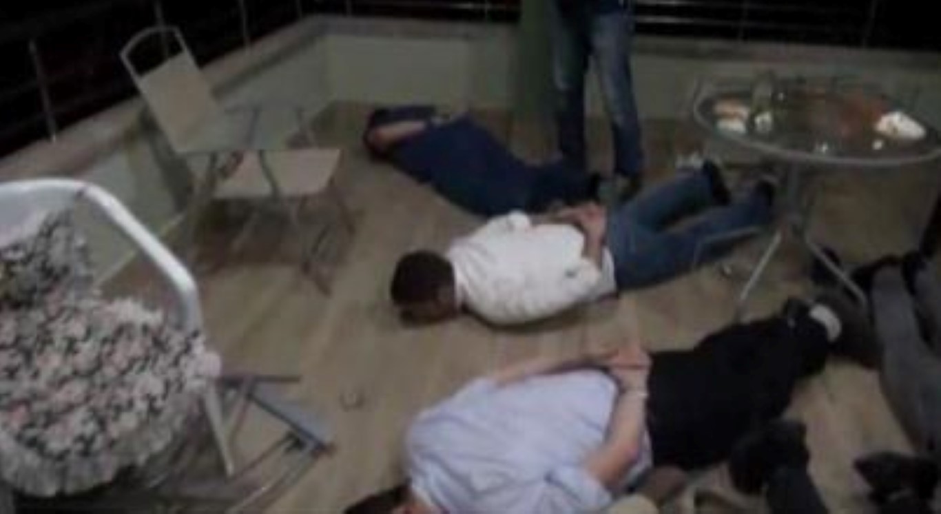 Daha önce ceza alan 10 FETÖ üyesi toplantı halinde yakalandı