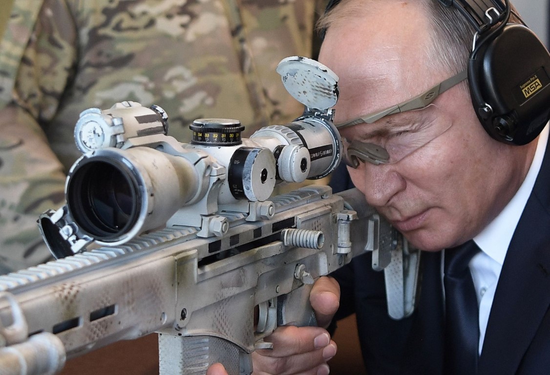 Putin’den keskin nişancı atışı! 600 metreden...