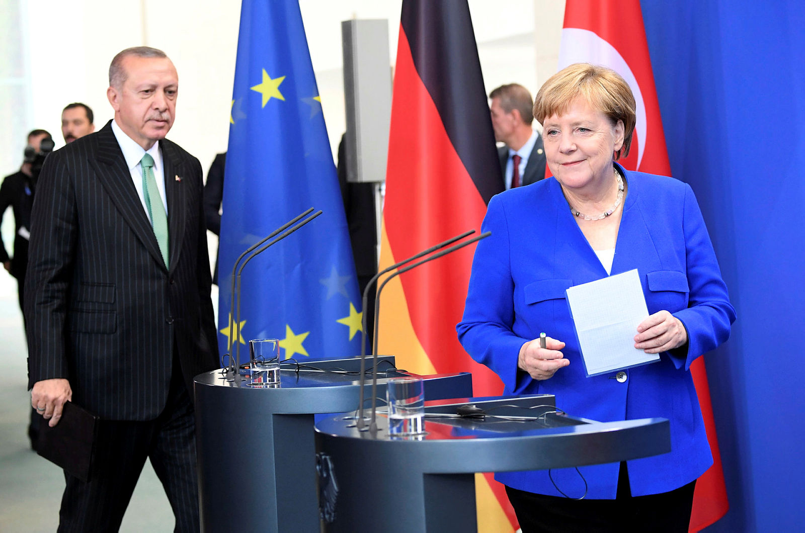 Başkan Erdoğan Merkel’in suratına açık açık söyledi: “Ne ben ne de siz…”
