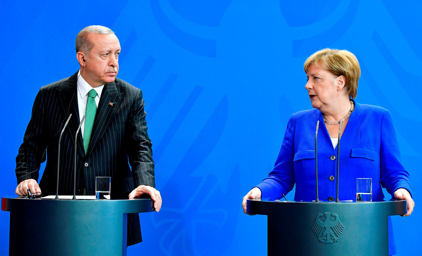 Başkan Erdoğan’ın Merkel’e verdiği listede yer alan kaçak general...