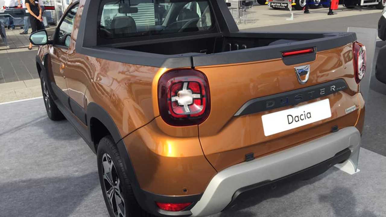 Dacia’nın SUV modeli Duster pick-up’ın özel versiyonu tanıtıldı