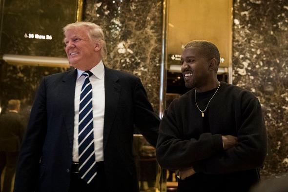 Ünlü şarkıcı Kanye West, Trump’a desteğini bu sözlerle çekti