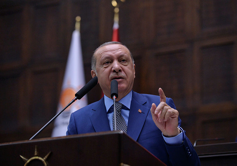 Başkan Erdoğan MYK’dan zarfla isim aldı! Üç büyükşehir için mini anket