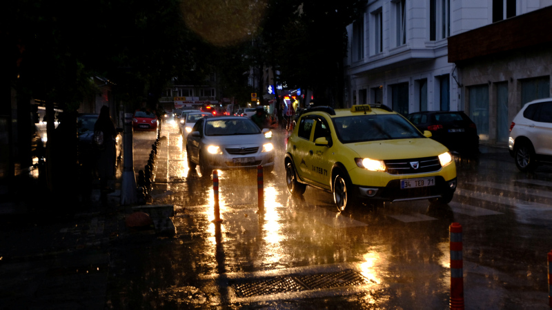 Meteoroloji’den son dakika hava durumu ve sağanak yağış uyarısı! İstanbul’da hava durumu nasıl olacak?