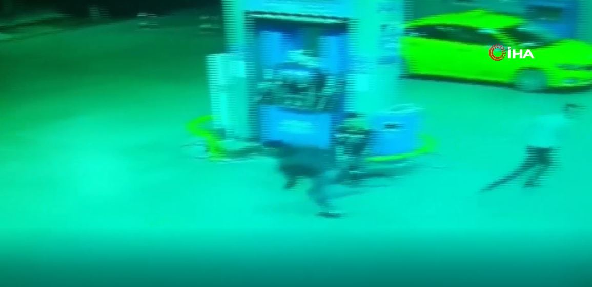 İzmir’de dehşet! Benzinlikte korkunç infaz